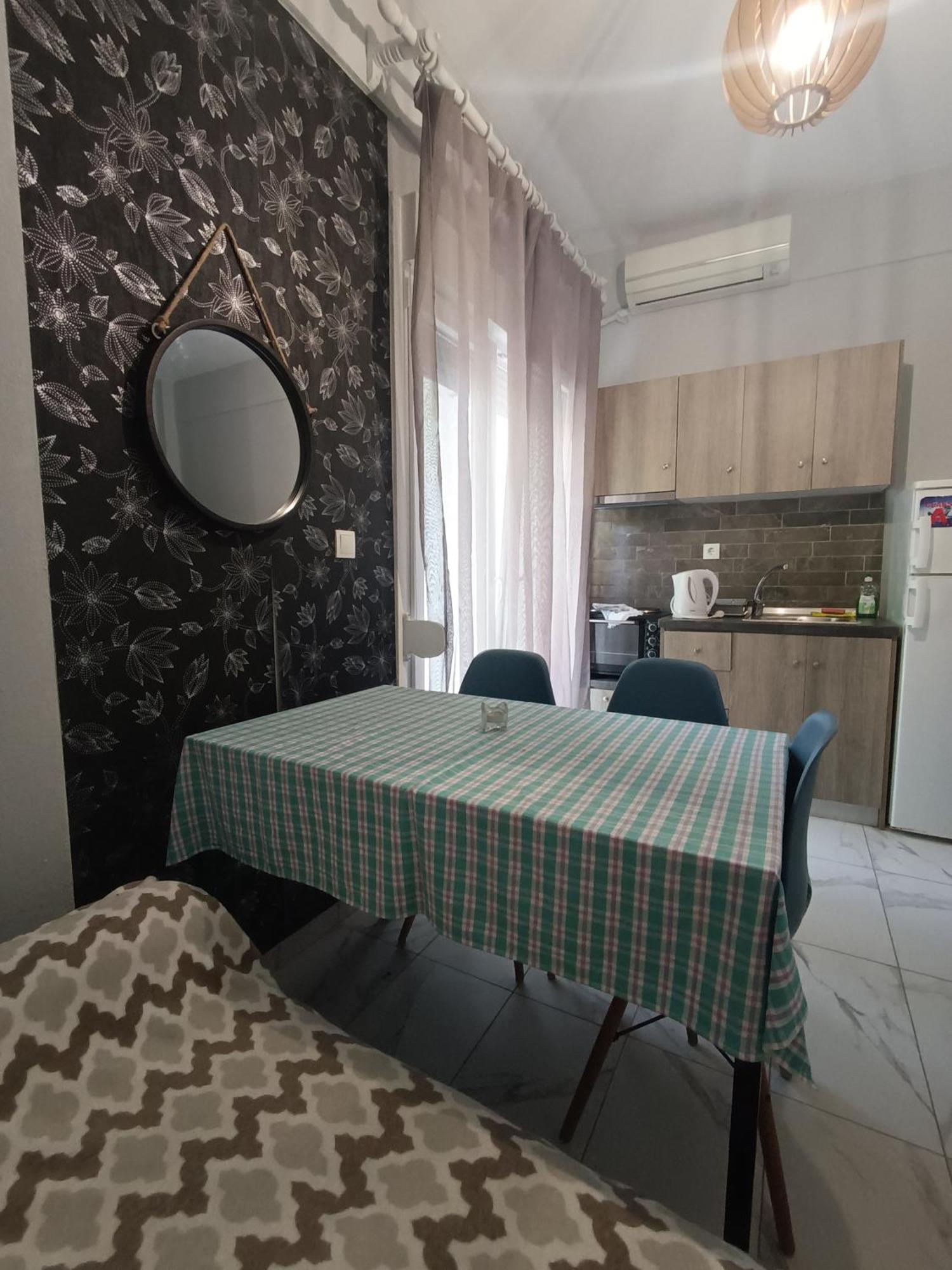 Deluxe Seaside Apartment Konstantinidis Νέα Ποτίδαια Εξωτερικό φωτογραφία