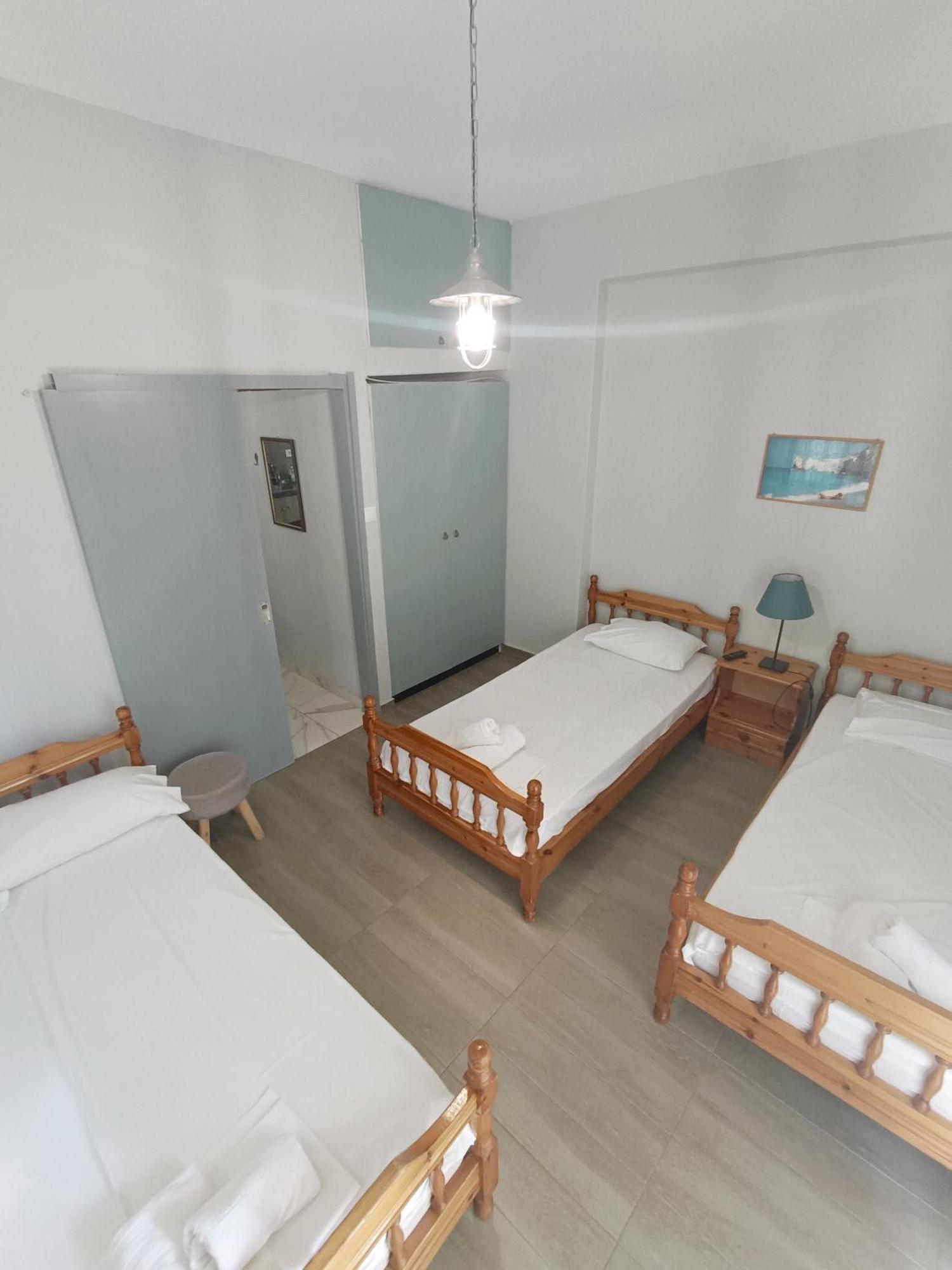 Deluxe Seaside Apartment Konstantinidis Νέα Ποτίδαια Εξωτερικό φωτογραφία